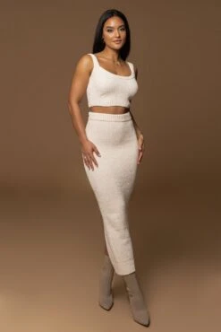 Ivory Rosabel Chenille Maxi Skirt 15 Ivory Rosabel Chenille Maxi Skirt -Jluxlabel Sale Store PRODUCT DEC122022 WINTER 179