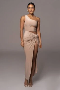 Camel One Night Only Dress 11 Camel One Night Only Dress -Jluxlabel Sale Store PRODUCT NOV32022 HOLIDAY 7